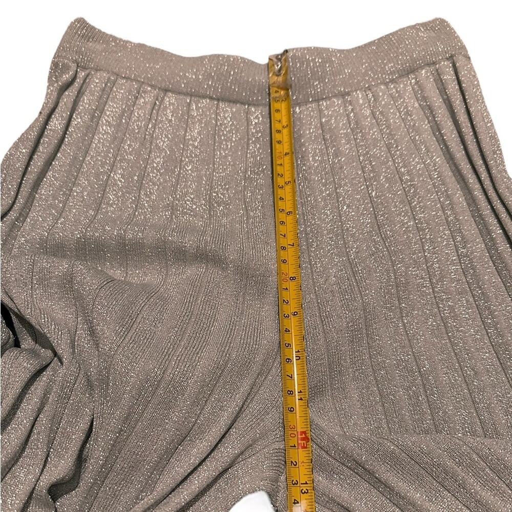 2PC. House of Harlow 1960 Silver Shimmer Ribbed Flared Pants and Tank Set, M - Picture 8 of 10